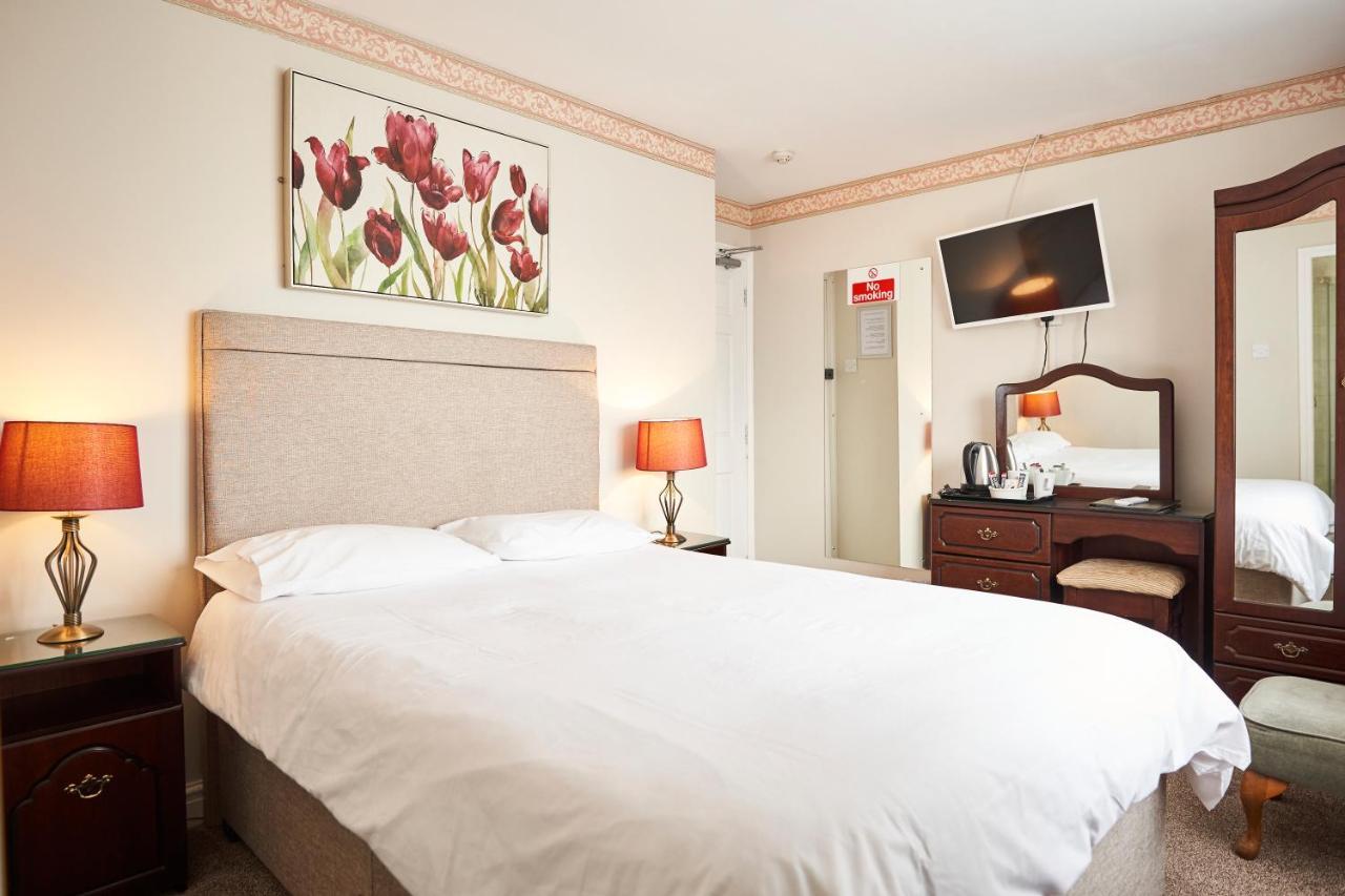 The New Inn Hotel สแตรทฟอร์ด อะพอน เอวอน ภายนอก รูปภาพ